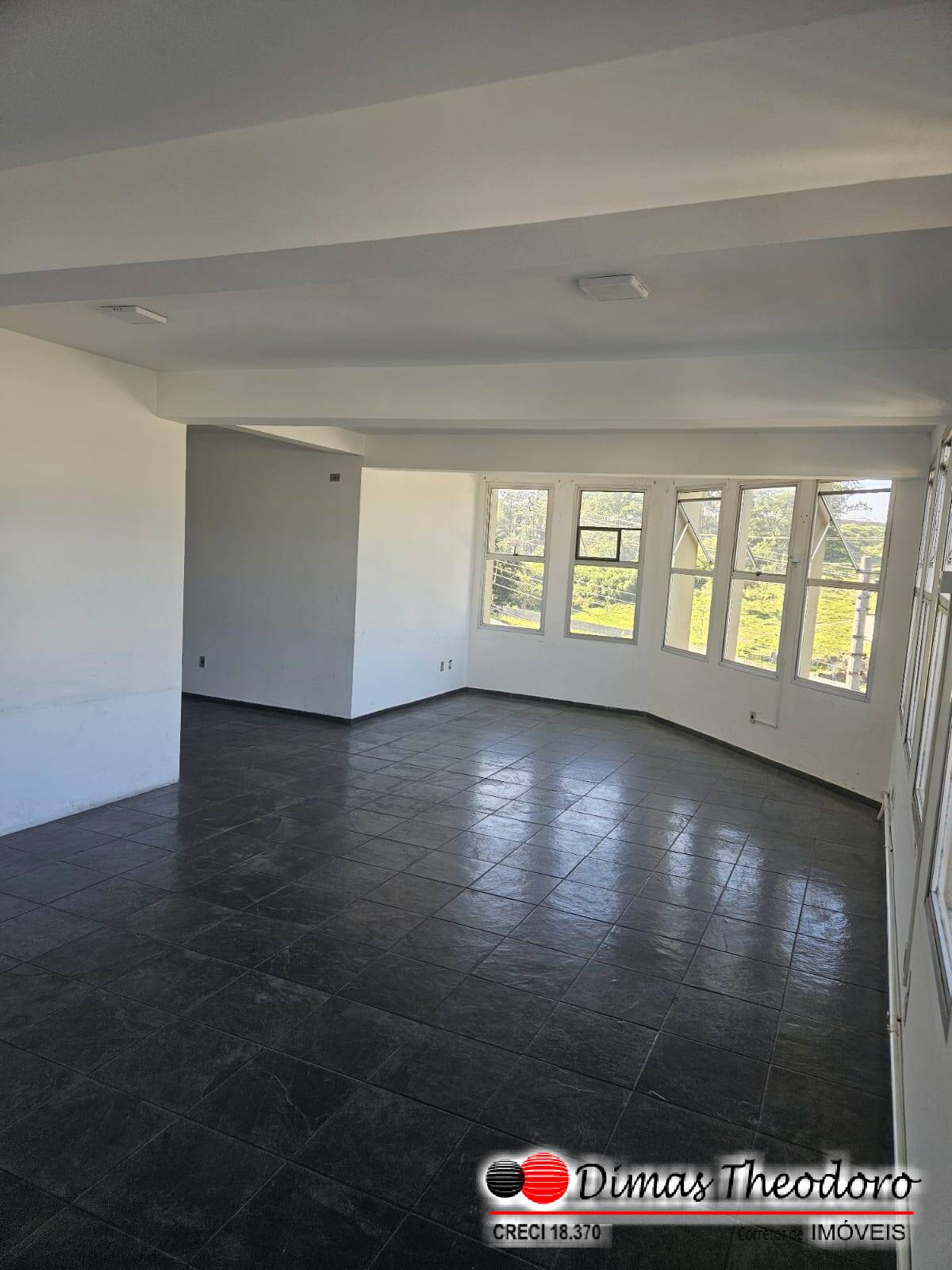 Depósito-Galpão-Armazém à venda e aluguel, 1250m² - Foto 18