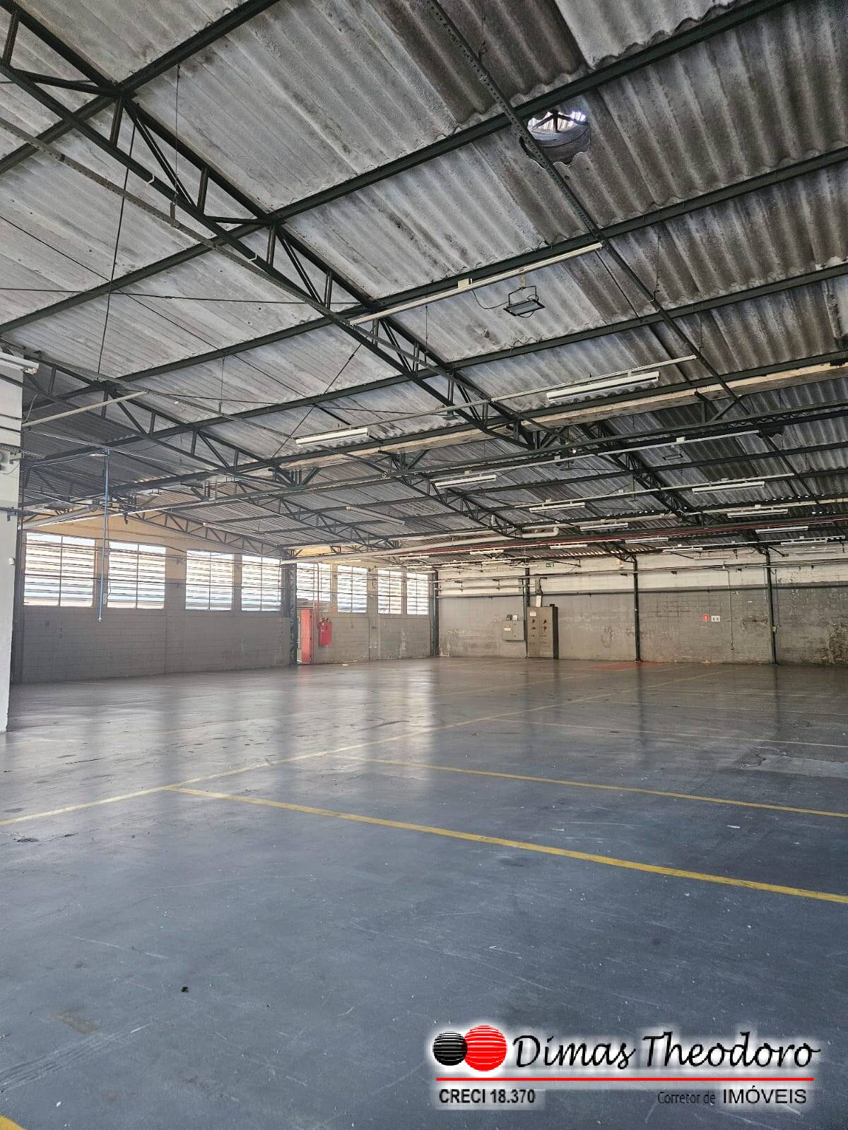 Depósito-Galpão-Armazém à venda e aluguel, 1250m² - Foto 23